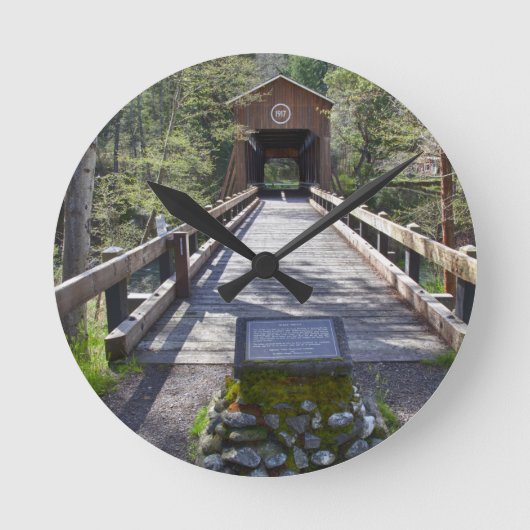 OR、Jackson County、Mckee Covered Bridge ラウンド壁時計 (正面)