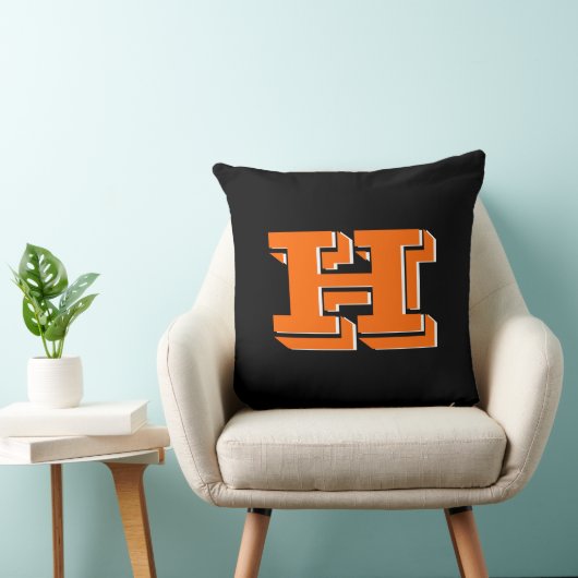 Orange and Black College Block Font Initial クッション (椅子)
