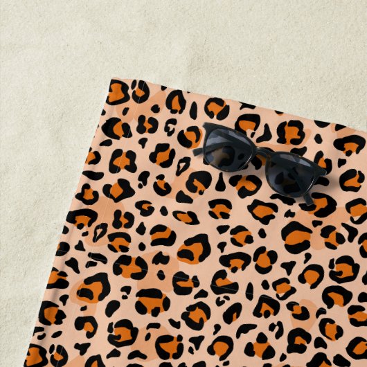 Orange and Brown Leopard Print ビーチタオル (インサイチュ)