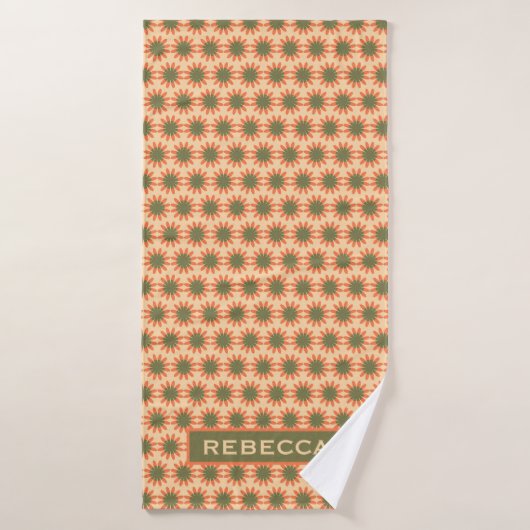 Orange and Green Retro Flower Pattern Personalised バスタオル (バスタオル)