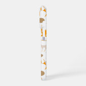 Orange and white floral pattern features daisies iPhoneケース (左側面)