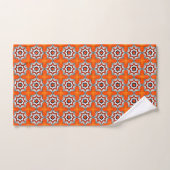 Orange and white geometric mandala pattern Towel バスタオルセット (ハンドタオル)