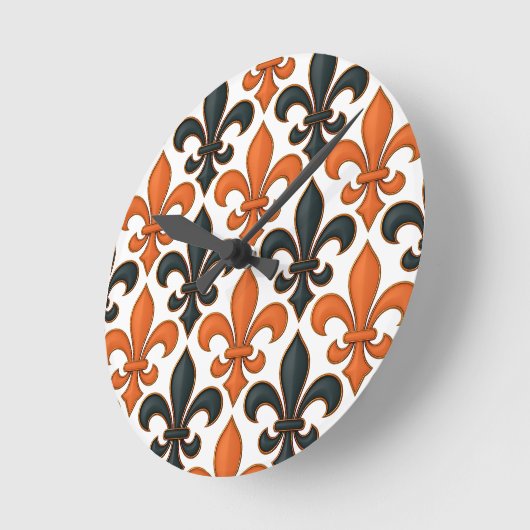 Orange Black Baroque Fleur-de-lis Pattern Design  ラウンド壁時計 (傾斜)