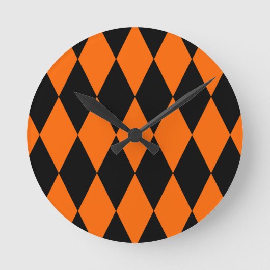 Orange Black Harlequin Diamonds Checkers Design ラウンド壁時計 (正面)