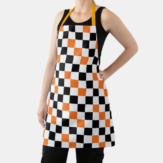 Orange Black White Checkered Pattern Design  エプロン (インサイチュ)