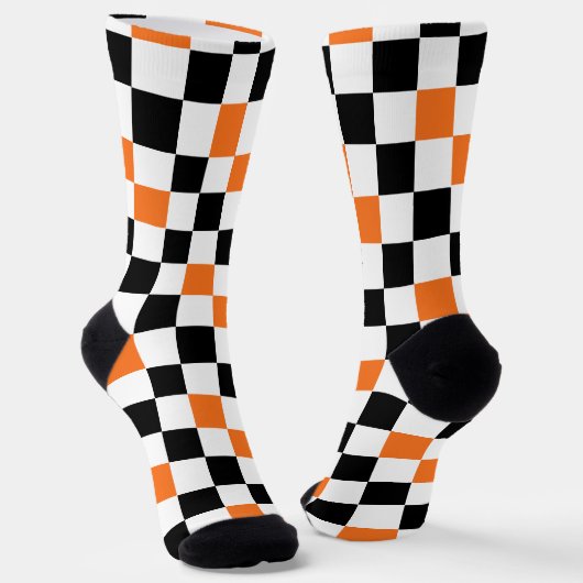 Orange Black White Checkered Pattern Design  ソックス (傾斜あり)