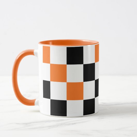 Orange Black White Checkered Pattern Design  マグカップ (左)