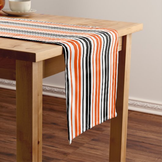 Orange Black White Stripes Pattern Design ショートテーブルランナー (インサイチュ)