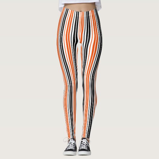 Orange Black White Stripes Pattern Design  レギンス (正面)
