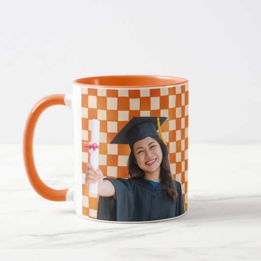 Orange Checkered Personalized Portrait Graduation マグカップ (左)