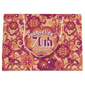 Orange Groovy Psychedelic 60s 70s Floral Birthday ラージペーパーバッグ (正面)