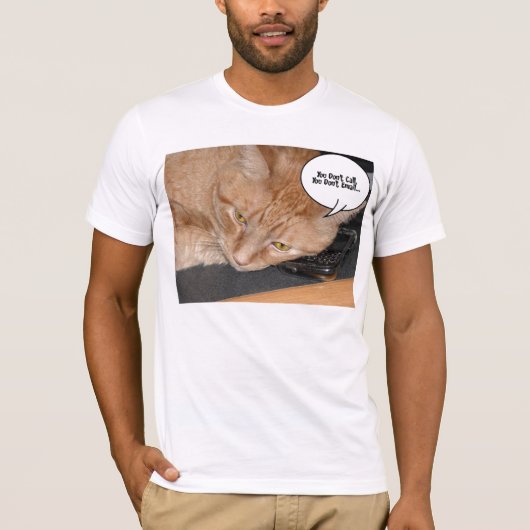 Orange Tabby Cat Mouus電話やメールをしない Tシャツ (正面)