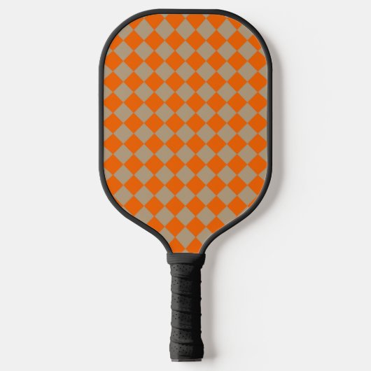 Orange Taupe Checker Diamond Pattern ピックルボールラケット (正面)