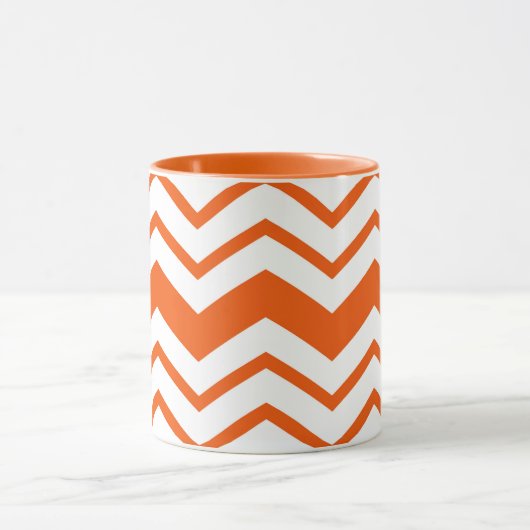 Orange White Chevron Zigzag Pattern Design  マグカップ (中央)