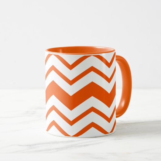 Orange White Chevron Zigzag Pattern Design  マグカップ (正面右)