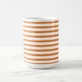 orange & white stripes – orange-weiß gestreift コーヒーマグカップ (中央)