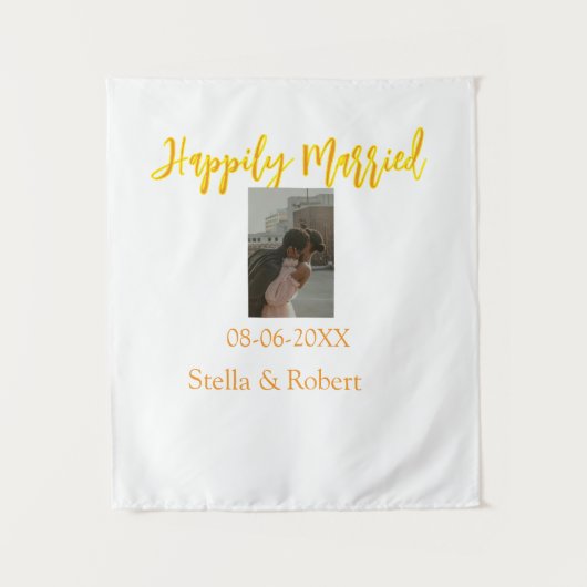 Orange yellow retro photo happily married couple タペストリー (正面)