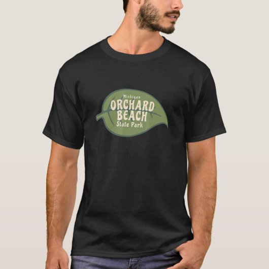 Orchard Beach State Park Michigan Fall Leaves Vaca Tシャツ (正面)