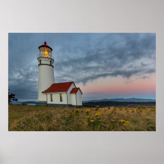 Oregon's oldest lighthouse at Cape Blanco State ポスター (正面)