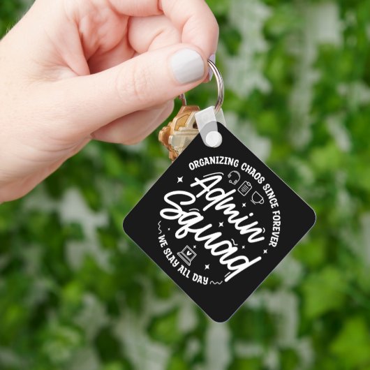 Organizing Chaos Funny Quote Admin Prof Day Squad キーホルダー (手)