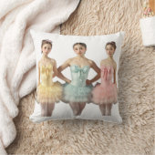 Original con bailarinas de frente y de espalda クッション (ブランケット)