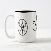 Orkney Dark Ink Illustration – Grasping Octopus ツートーンマグカップ (左)