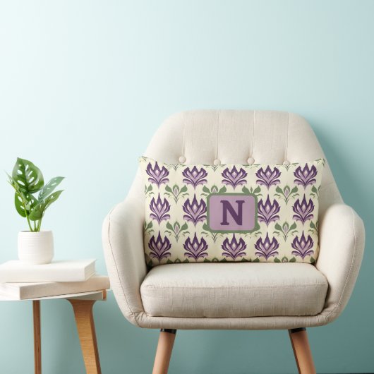 Ornamental Lily Motif Pattern ランバークッション (椅子)