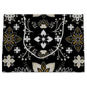 Ornate black and white floral pattern  ラージペーパーバッグ (正面)