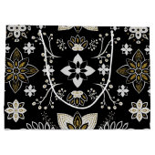 Ornate black and white floral pattern  ラージペーパーバッグ (裏面)