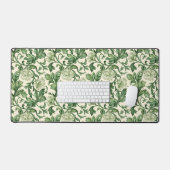 Ornate dark green acanthus leaves pattern デスクマット (キーボード&マウス)