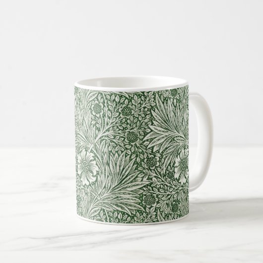 Ornate floral pattern of white flowers & leaves コーヒーマグカップ (正面右)