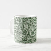 Ornate floral pattern of white flowers & leaves コーヒーマグカップ (正面左)
