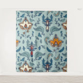 Ornate floral pattern on a pale blue background タペストリー (正面)