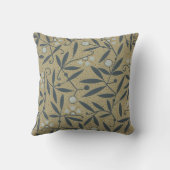 Ornate floral pattern with dark blue vines  クッション (裏面)