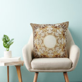 Ornate Gold Throw Pillow クッション (椅子)