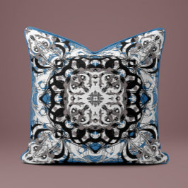 Ornate Mandala Decorative Pillow in Delft Blue クッション