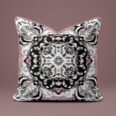 Ornate Mandala Decorative Pillow in Dusty Rose クッション