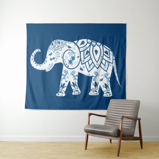 Ornate Patterned Blue Elephant タペストリー (インサイチュ(横))