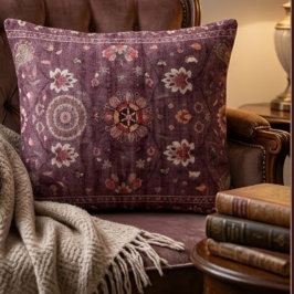 Ornate Persian Deep Plum Floral Paisley Accents アクセントクッション