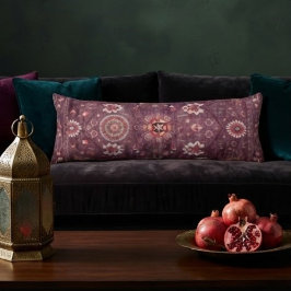 Ornate Persian Deep Plum Floral Paisley Accents ボディピロー