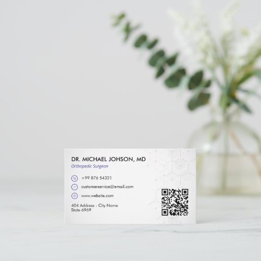 Orthopedic Therapy | Minimalist White 名刺 (スタンド正面)