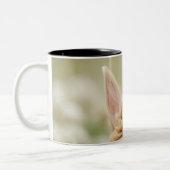 Oryctolagusのcuniculus 2 ツートーンマグカップ (左)