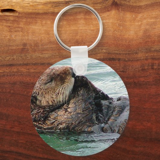 otter in prayer キーホルダー (正面)