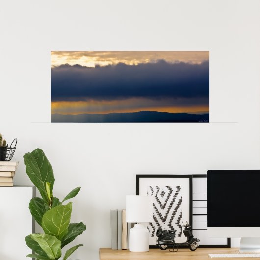 Ouachita Mountainsポスター上の嵐の日の出 ポスター (ホームオフィス)