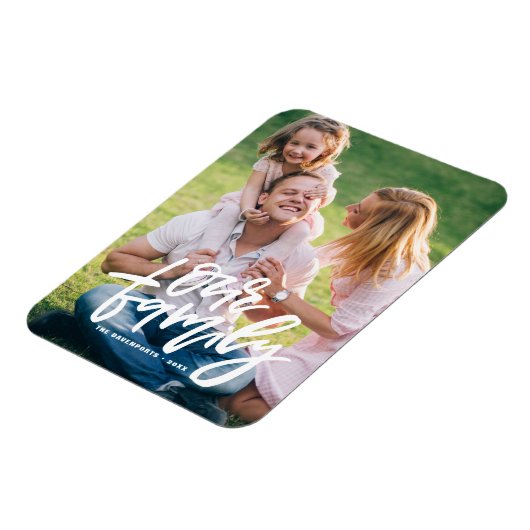 Our Family Hand Lettered Script Customizable マグネット (左側)