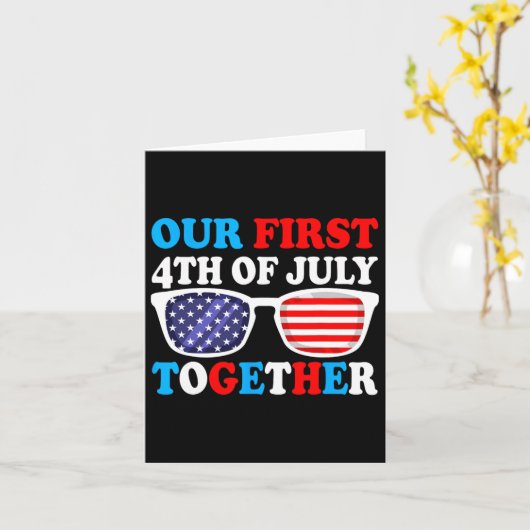Our First 4th Of July Together Couples Matching Ou カード (黄色い花)