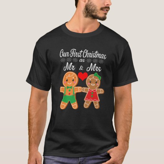 Our First Christmas As Mr And Mrs 2021 Gingerbread Tシャツ (正面)
