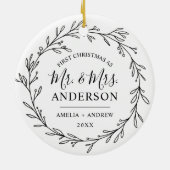 Our First Christmas as Mr Mrs Floral Wreath セラミックオーナメント (裏面)