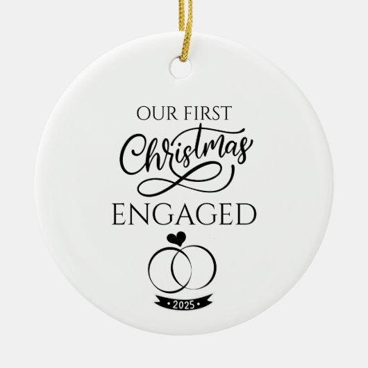 Our First Christmas Engaged 2025 Engagement セラミックオーナメント (正面)
