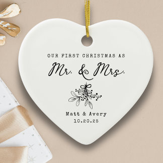 Our First Christmas Married Mr & Mrs Custom Name セラミックオーナメント